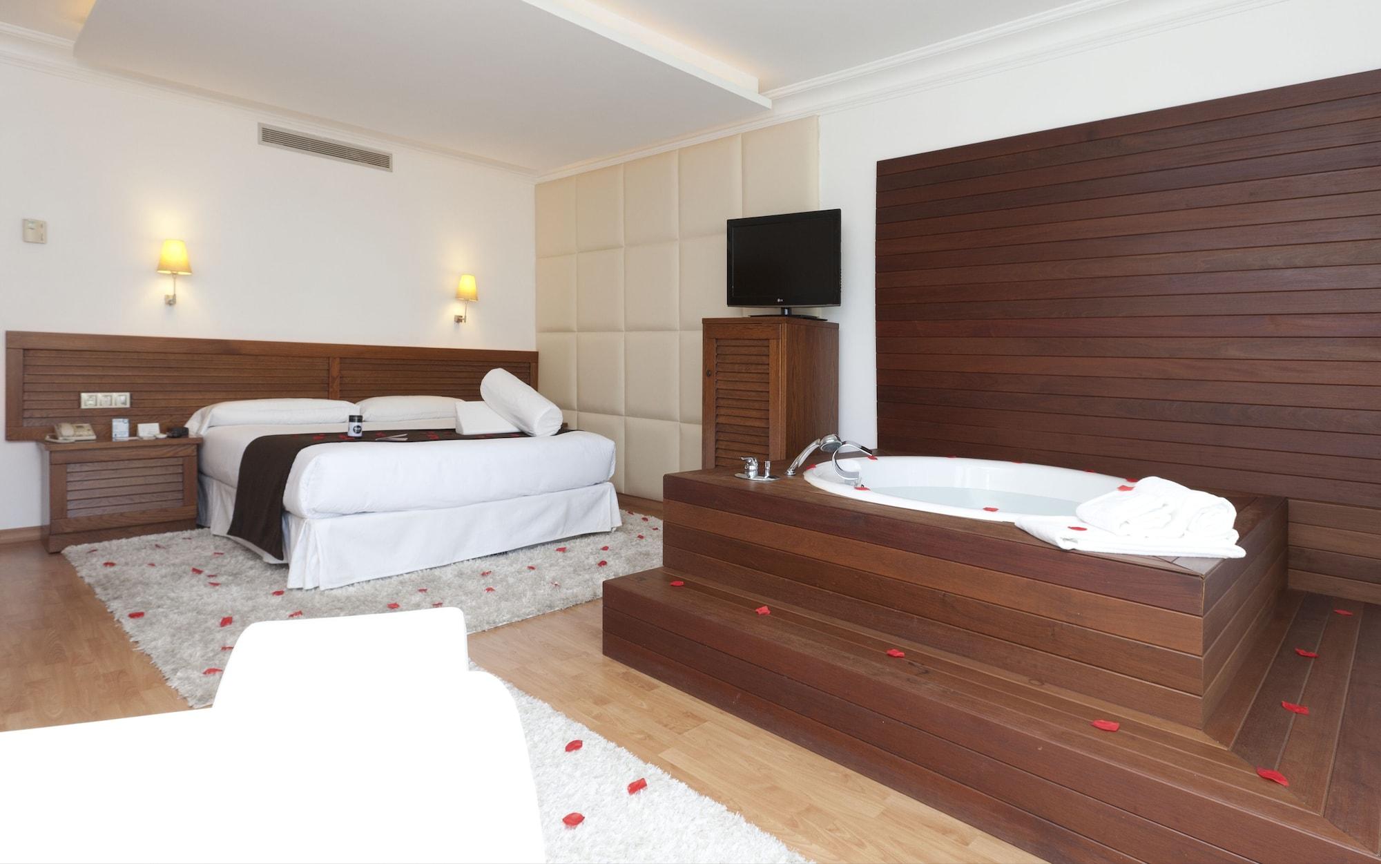 Senator Hotel 4*